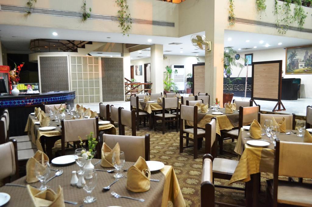 Amer Hotel Lahore Exteriér fotografie