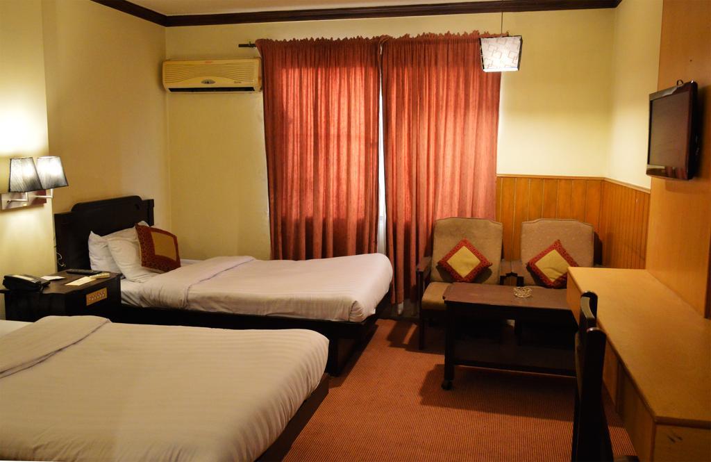Amer Hotel Lahore Exteriér fotografie